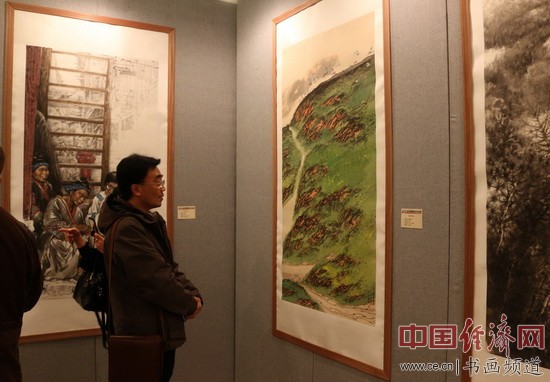 观众现场观展